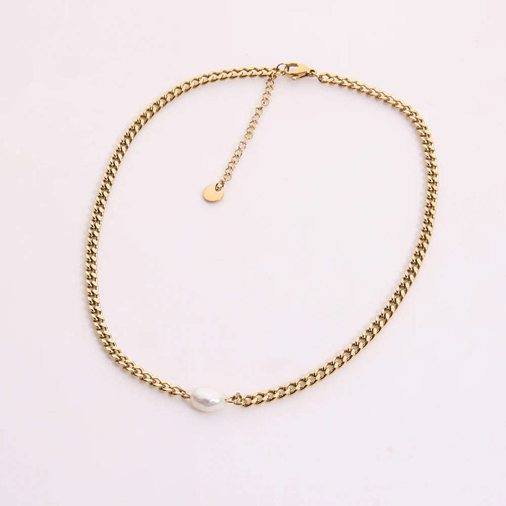 Mercori women´s gold geometric pendant necklace