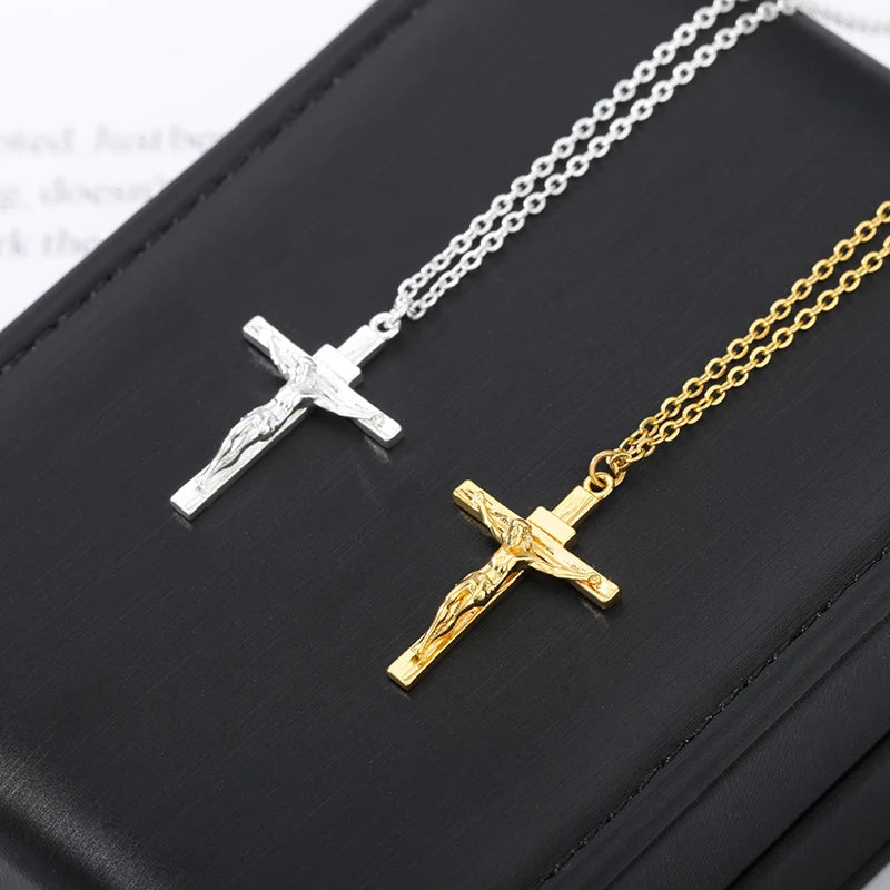 Mercori men´s Jesus cross necklace