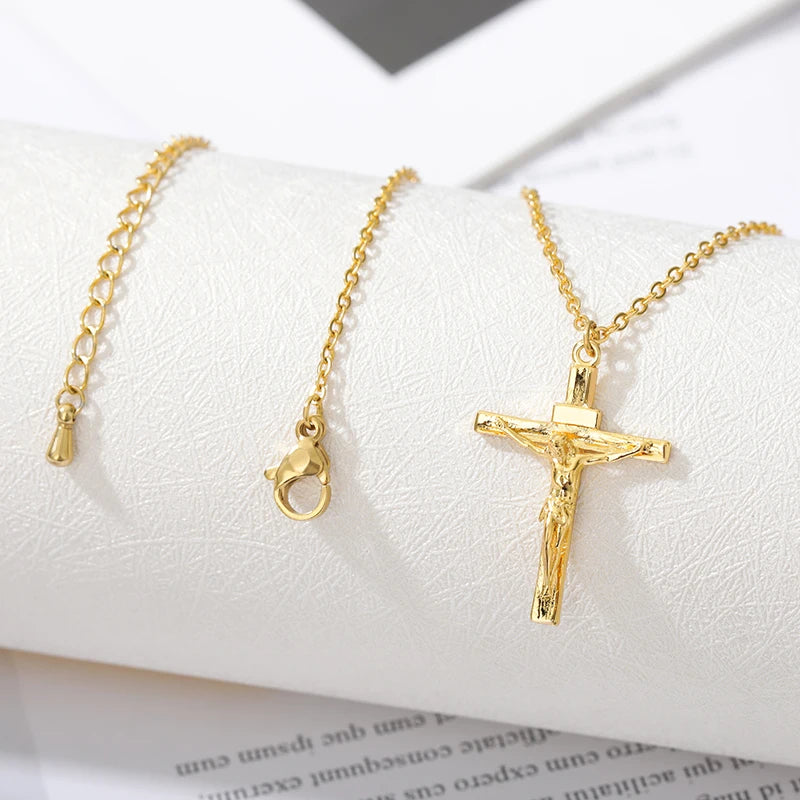 Mercori men´s Jesus cross necklace